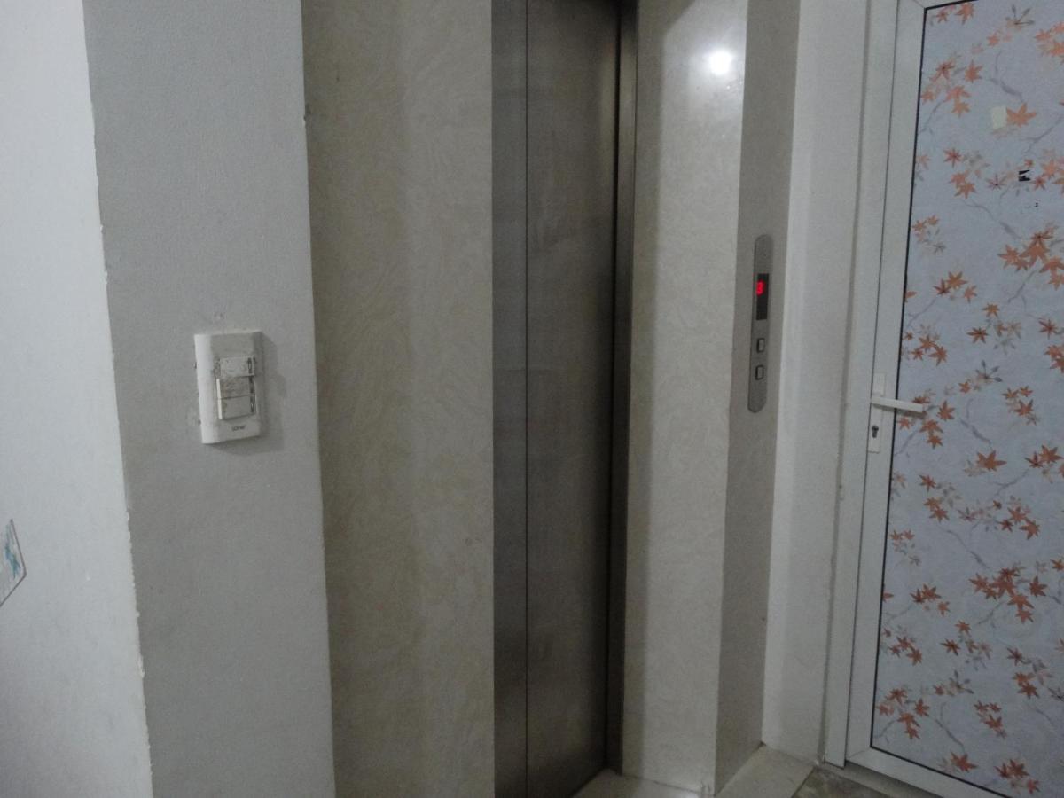 Tan ThàNh Hotel Ho Chi Minh City Exterior photo